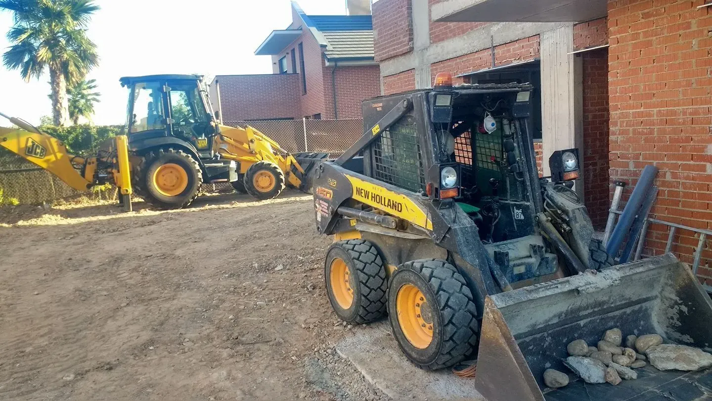 Equipo y maquinaria de Excavaciones Paniagua